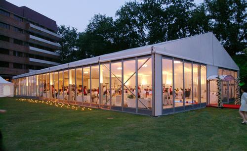 玻璃篷房由什么結構組成？